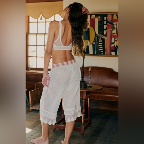 Free People Endless Afternoon Bloomers. NWT. Cream combo - Picture 4 of 10